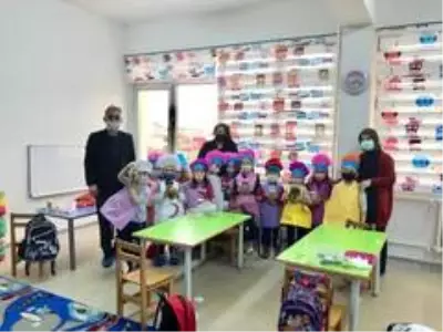 Miniklerden bağış kampanyası Miniklerden bağış kampanyası