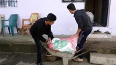 Muş'tan batı illerine kışlık erzak Muş'tan batı illerine kışlık erzak