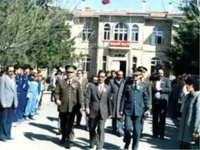 Son dakika haberi | Nevşehir Emniyeti, 34 yıl önce kutlanan Polis Haftasını paylaştı Son dakika haberi | Nevşehir Emniyeti, 34 yıl önce kutlanan Polis Haftasını paylaştı