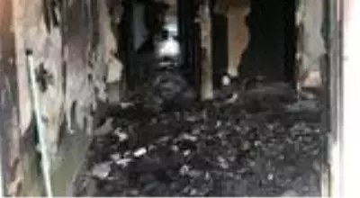 Öğretmenevindeki yangının boyutu gün ağarınca ortaya çıktı Öğretmenevindeki yangının boyutu gün ağarınca ortaya çıktı