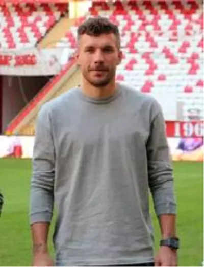 Podolski: 'Türkiye benim ikinci vatanım' Podolski: 'Türkiye benim ikinci vatanım'