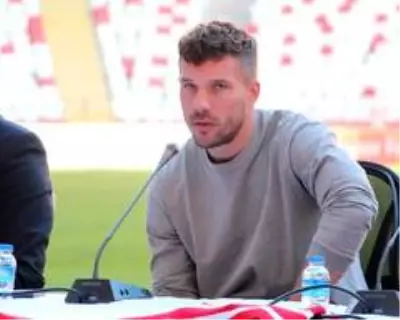 Podolski: 'Türkiye benim ikinci vatanım' Podolski: 'Türkiye benim ikinci vatanım'