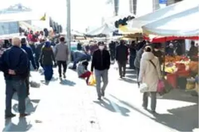 Polisin sigara konusunda uyardığı genç: 'Gideyim eve orada içeyim ondan sonra geleyim' Polisin sigara konusunda uyardığı genç: 'Gideyim eve orada içeyim ondan sonra geleyim'