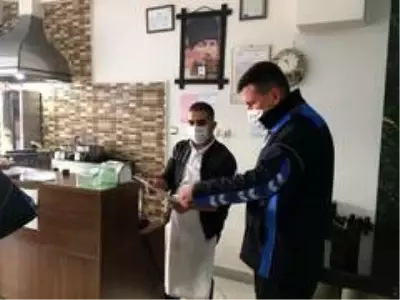 Salihli'de zabıta ekiplerinden işletmelere korona virüs denetimi Salihli'de zabıta ekiplerinden işletmelere korona virüs denetimi