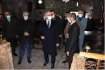 Tarihi kilisedeki el yazması eserler dijital ortama aktarılacak Tarihi kilisedeki el yazması eserler dijital ortama aktarılacak