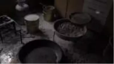 Tatlı imalathanesinde çıkan yangında bir kişi yaşamını yitirdi Tatlı imalathanesinde çıkan yangında bir kişi yaşamını yitirdi