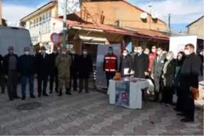 Tercan'da 'Aile İçi ve Kadına Yönelik Şiddetle Mücadele Değerlendirme Toplantısı' düzenlendi Tercan'da 'Aile İçi ve Kadına Yönelik Şiddetle Mücadele Değerlendirme Toplantısı' düzenlendi