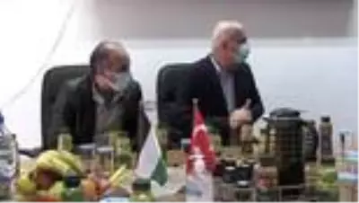 TİKA'dan Batı Şeria'daki bir hastaneye kuvöz yardımı TİKA'dan Batı Şeria'daki bir hastaneye kuvöz yardımı