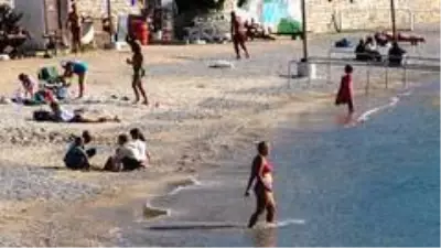Türkiye'nin yüksek kesimlerinde kar, sıfır noktasında yaz yaşanıyor Türkiye'nin yüksek kesimlerinde kar, sıfır noktasında yaz yaşanıyor