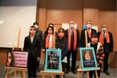 Tuşba Belediyesinden 'Kadına Yönelik Şiddete Karşı Uluslararası Mücadele Günü' etkinliği Tuşba Belediyesinden 'Kadına Yönelik Şiddete Karşı Uluslararası Mücadele Günü' etkinliği