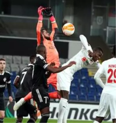 UEFA Avrupa Ligi: Karabağ: 1 - DG Sivasspor: 1 (İlk yarı) UEFA Avrupa Ligi: Karabağ: 1 - DG Sivasspor: 1 (İlk yarı)