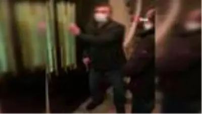 Son dakika... Uygur Türkü'nü vuran zanlının yakalanma anı kamerada Son dakika... Uygur Türkü'nü vuran zanlının yakalanma anı kamerada