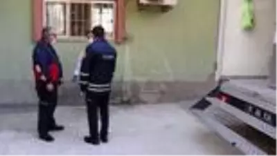 Son dakika... Uyuşturucu kullandığından şüphelenilen kişi evinde ölü bulundu Son dakika... Uyuşturucu kullandığından şüphelenilen kişi evinde ölü bulundu