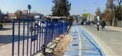 Son dakika haberleri | Vakalar arttı, Düzce'de en yoğun cadde de giriş çıkışlar sınırlandırıldı Son dakika haberleri | Vakalar arttı, Düzce'de en yoğun cadde de giriş çıkışlar sınırlandırıldı