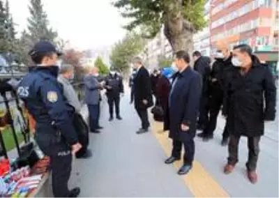 Vali Masatlı: 'Salgına karşı topyekün mücadele etmek zorundayız' Vali Masatlı: 'Salgına karşı topyekün mücadele etmek zorundayız'