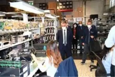 Vali Yazıcı: 'Serbest Bölge en önemli yatırım merkezlerinden biri' Vali Yazıcı: 'Serbest Bölge en önemli yatırım merkezlerinden biri'