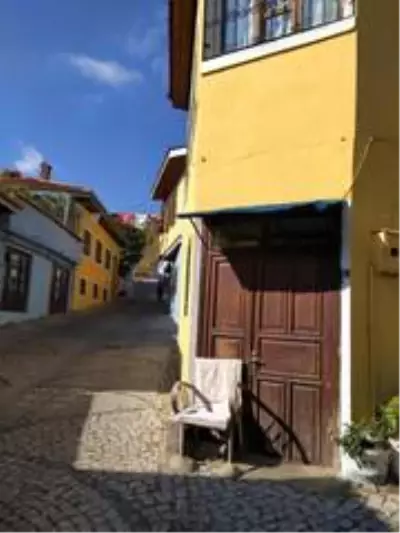 Vatandaşlar Denizli'de bu koltuğa oturmak için bekliyor Vatandaşlar Denizli'de bu koltuğa oturmak için bekliyor