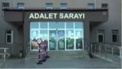 Son dakika... Yeni doğmuş bebeğini ölüme terk eden anne tutuklandı Son dakika... Yeni doğmuş bebeğini ölüme terk eden anne tutuklandı