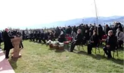 Binali Yıldırım, kütüphane ve anaokulu açılışı yaptı Binali Yıldırım, kütüphane ve anaokulu açılışı yaptı