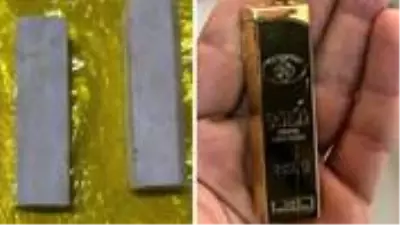 Yine aynı dolandırıcı! Sarı jelatinle sardığı mermerlerden sonra şimdi de demir çakmakları altın diye sattı Yine aynı dolandırıcı! Sarı jelatinle sardığı mermerlerden sonra şimdi de demir çakmakları altın diye sattı