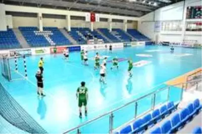 Zirveye bir adım kaldı Zirveye bir adım kaldı