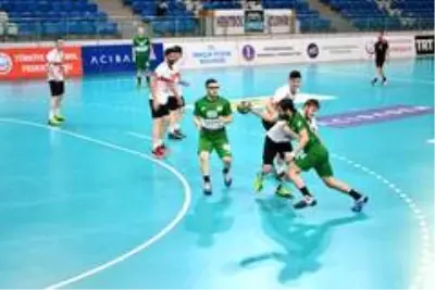 Zirveye bir adım kaldı Zirveye bir adım kaldı