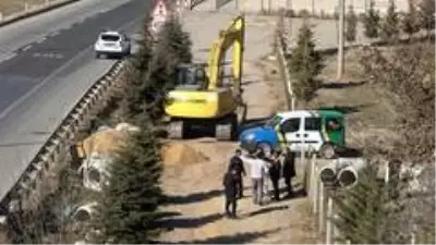 43 ilin geçiş güzergahında 'doğalgaz' borusu patladı: Yol trafiğe kapatıldı 43 ilin geçiş güzergahında 'doğalgaz' borusu patladı: Yol trafiğe kapatıldı