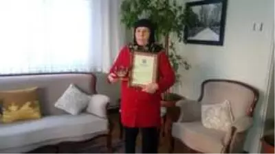 73 yaşındaki kadın ev ve dükkanını Mehmetçik Vakfı'na bağışladı 73 yaşındaki kadın ev ve dükkanını Mehmetçik Vakfı'na bağışladı