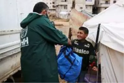 - Afrin'de 560 çocuğa kışlık kıyafet desteği - Afrin'de 560 çocuğa kışlık kıyafet desteği