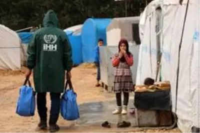 - Afrin'de 560 çocuğa kışlık kıyafet desteği - Afrin'de 560 çocuğa kışlık kıyafet desteği