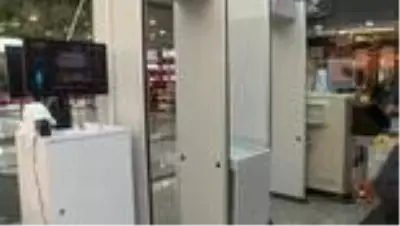 Son dakika! Alışveriş merkezlerindeki Kovid-19 tedbirleri denetlendi Son dakika! Alışveriş merkezlerindeki Kovid-19 tedbirleri denetlendi