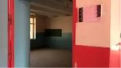 Atıl durumdaki yatılı okulda 'yeni umutlar' yeşerecek Atıl durumdaki yatılı okulda 'yeni umutlar' yeşerecek