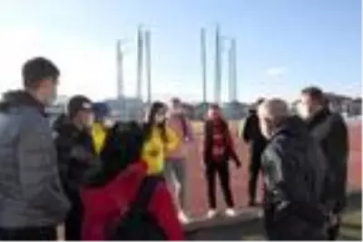 Atletizm Milli Takım Antrenörü Ümmü Kiraz: Sporcularımdan çok iyi dereceler bekliyorum Atletizm Milli Takım Antrenörü Ümmü Kiraz: Sporcularımdan çok iyi dereceler bekliyorum
