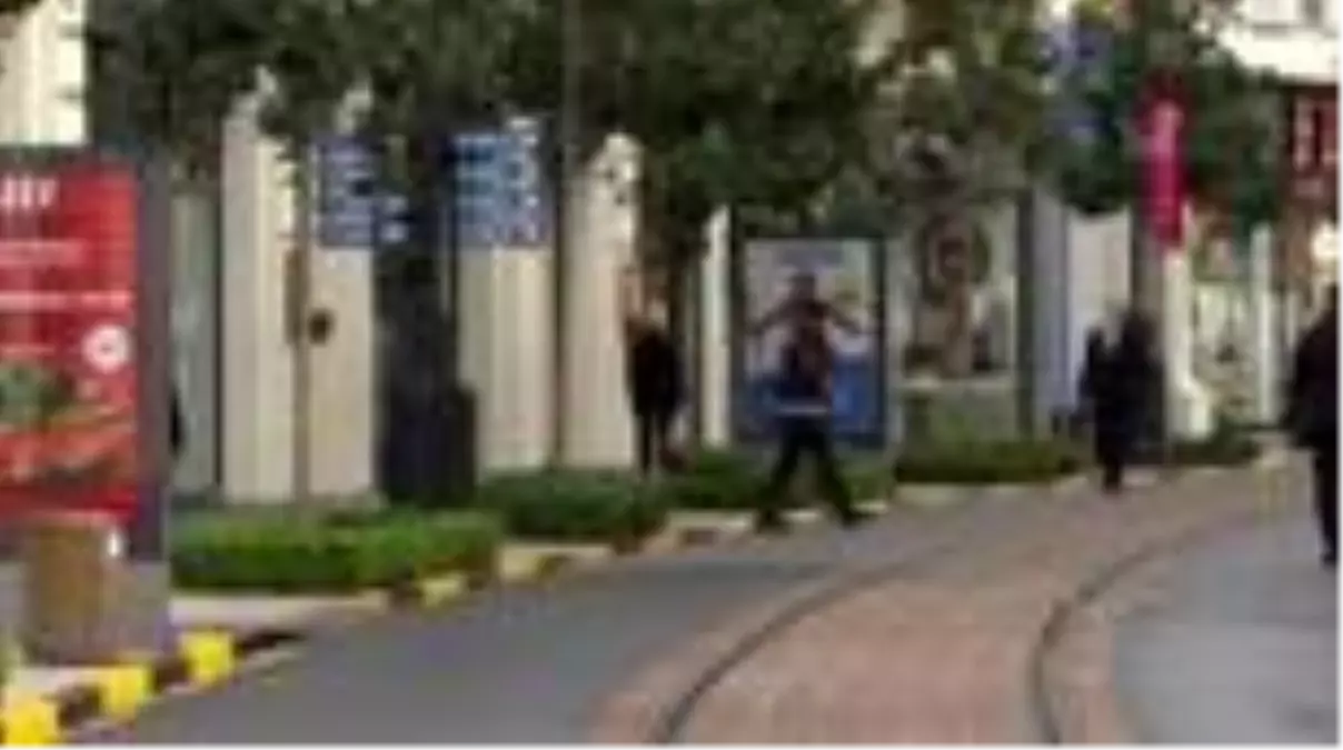 AVM'ler salgında ikinci dalgayı hazırlıklı karşıladı