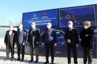 Son dakika... Bakan Karaismailoğlu: '321 kilometresi tamamlanan Kuzey Marmara Otoyolu tamamen akıllı bir otoyol olarak dizayn edildi' Son dakika... Bakan Karaismailoğlu: '321 kilometresi tamamlanan Kuzey Marmara Otoyolu tamamen akıllı bir otoyol olarak dizayn edildi'