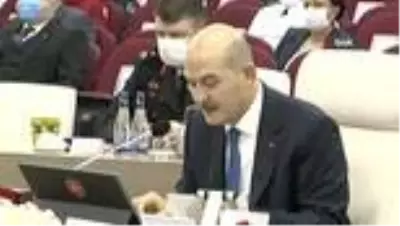Son dakika haber: Bakan Soylu: '52 bin 730 ihbarda, birçok kadımızın şiddetten kurtulmasını sağladık. Son dakika haber: Bakan Soylu: '52 bin 730 ihbarda, birçok kadımızın şiddetten kurtulmasını sağladık.