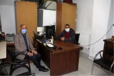 Malazgirt Belediye Başkanı Altın'dan gazetecilere ziyaret Malazgirt Belediye Başkanı Altın'dan gazetecilere ziyaret