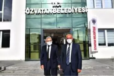 Büyükkılıç, Özvatan ve Felahiye'yi ziyaret etti Büyükkılıç, Özvatan ve Felahiye'yi ziyaret etti
