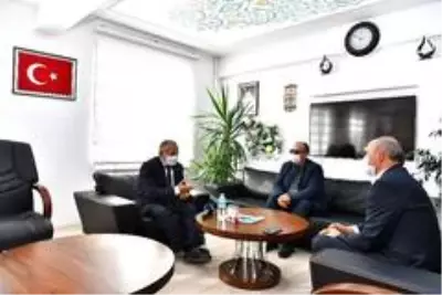 Büyükkılıç, Özvatan ve Felahiye'yi ziyaret etti Büyükkılıç, Özvatan ve Felahiye'yi ziyaret etti