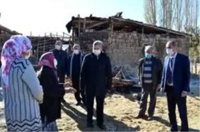 Başkan Özkan Altun'dan ahırı yanan aileye geçmiş olsun ziyareti Başkan Özkan Altun'dan ahırı yanan aileye geçmiş olsun ziyareti