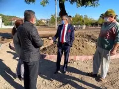 Başkan Topaloğlu, Göynük Mahallesi'ni inceledi Başkan Topaloğlu, Göynük Mahallesi'ni inceledi