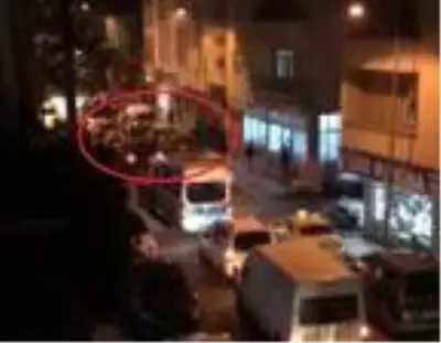 Bursa'da 2 ayrı gelin alma eğlencesinde koronavirüs unutuldu Bursa'da 2 ayrı gelin alma eğlencesinde koronavirüs unutuldu