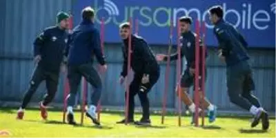 Bursaspor, Altay maçı hazırlıklarını tamamladı Bursaspor, Altay maçı hazırlıklarını tamamladı