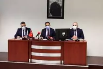 Çankırı Valisi Ayaz, korkunç korona virüs tablosunu açıkladı: '1 ayda 67 kişi hayatını kaybetti' Çankırı Valisi Ayaz, korkunç korona virüs tablosunu açıkladı: '1 ayda 67 kişi hayatını kaybetti'