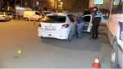 ÇEKMEKÖY'DE SİLAHLI KAVGA: 2 YARALI ÇEKMEKÖY'DE SİLAHLI KAVGA: 2 YARALI