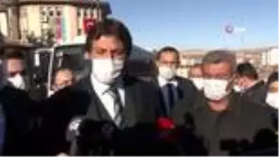 CHP'liler tarafından mahkemeye verilen şehit babasının yargılandığı dava ertelendi CHP'liler tarafından mahkemeye verilen şehit babasının yargılandığı dava ertelendi