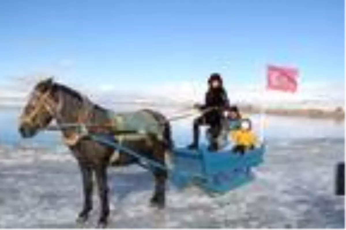 Son dakika haberleri | Çıldır Gölü'nde kızak sezonu başladı