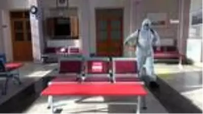 Covid-19 önlemleri kapsamında tren garı ve otobüs terminali dezenfekte edildi Covid-19 önlemleri kapsamında tren garı ve otobüs terminali dezenfekte edildi