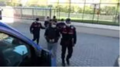 Son dakika haber | Çuvallar içinde 9 kilo esrarla yakalanan 4 kişi tutuklandı Son dakika haber | Çuvallar içinde 9 kilo esrarla yakalanan 4 kişi tutuklandı