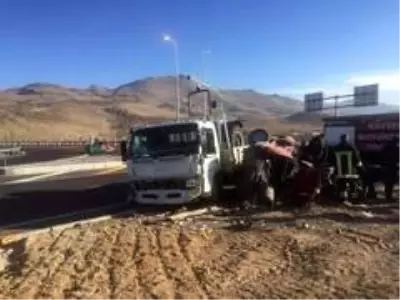 Son dakika haberleri! Develi'de trafik kazası: 3 yaralı Son dakika haberleri! Develi'de trafik kazası: 3 yaralı